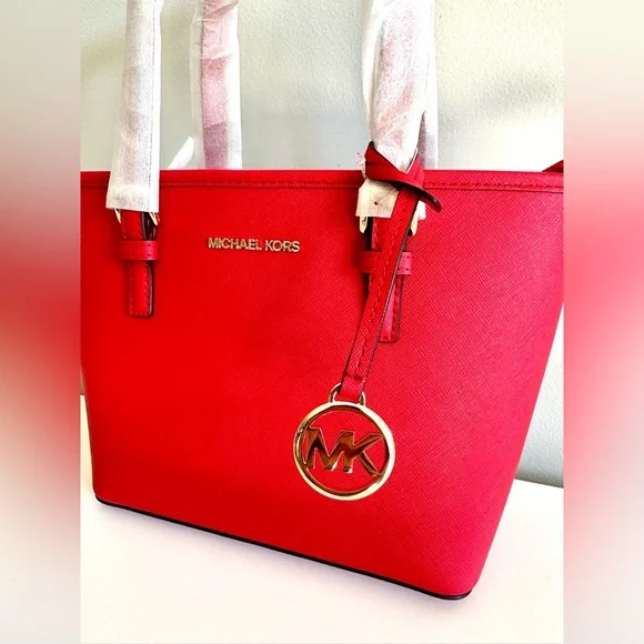 Michael Kors Jet Set Saffiano Leather Top-Zip Tote Bag